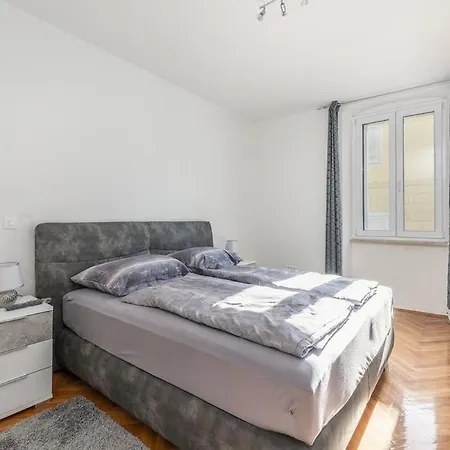 Penthouse Lorena Gasthuis Poreč