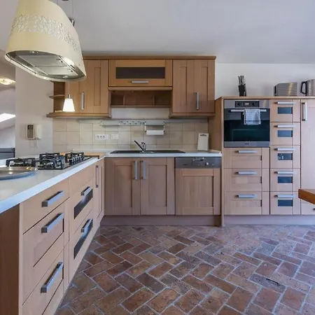 Penthouse Lorena Penzion Poreč