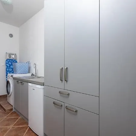 Gostinjska kuća Penthouse Lorena 4*